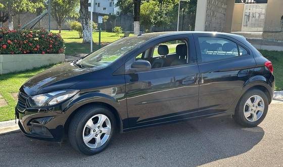 CHEVROLET ONIX 1.4 MPFI LT 8V FLEX 4P MANUAL CHEVROLET ONIX 1.4 MPFI LT 8V FLEX 4P MANUAL